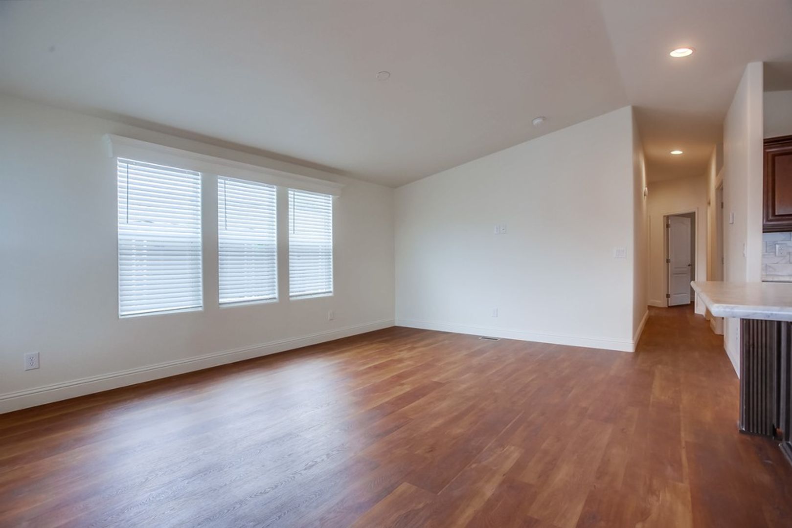 1219 Barham Drive #80 6 of 8