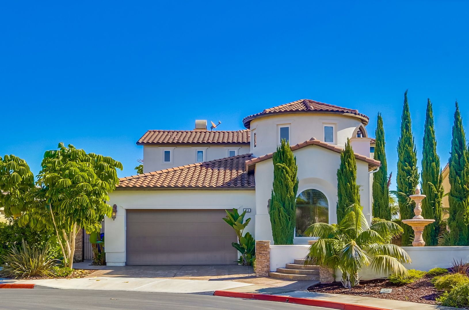 San Marcos House: 1718 Playa Vista