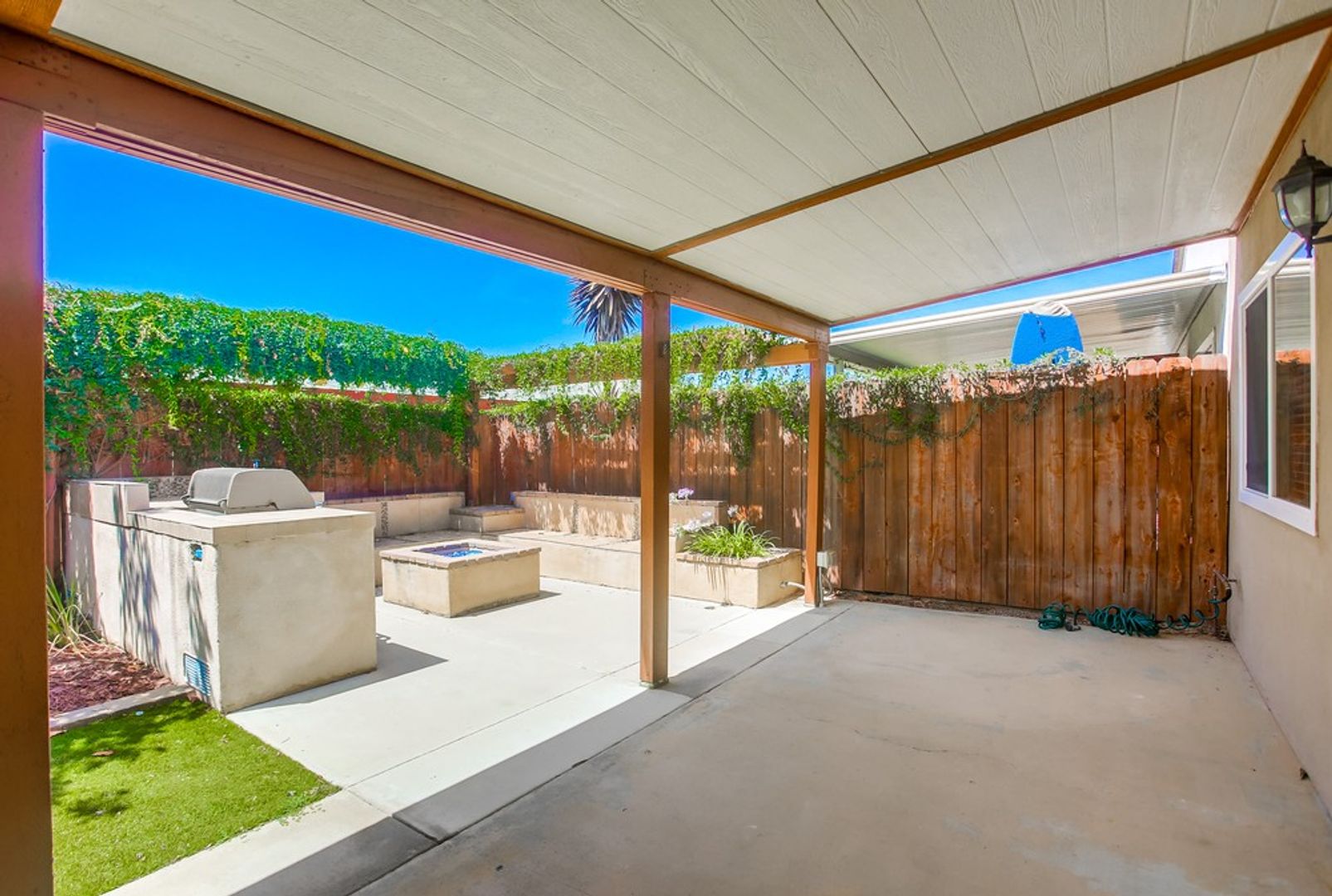 San Marcos House: 151 Christen Way