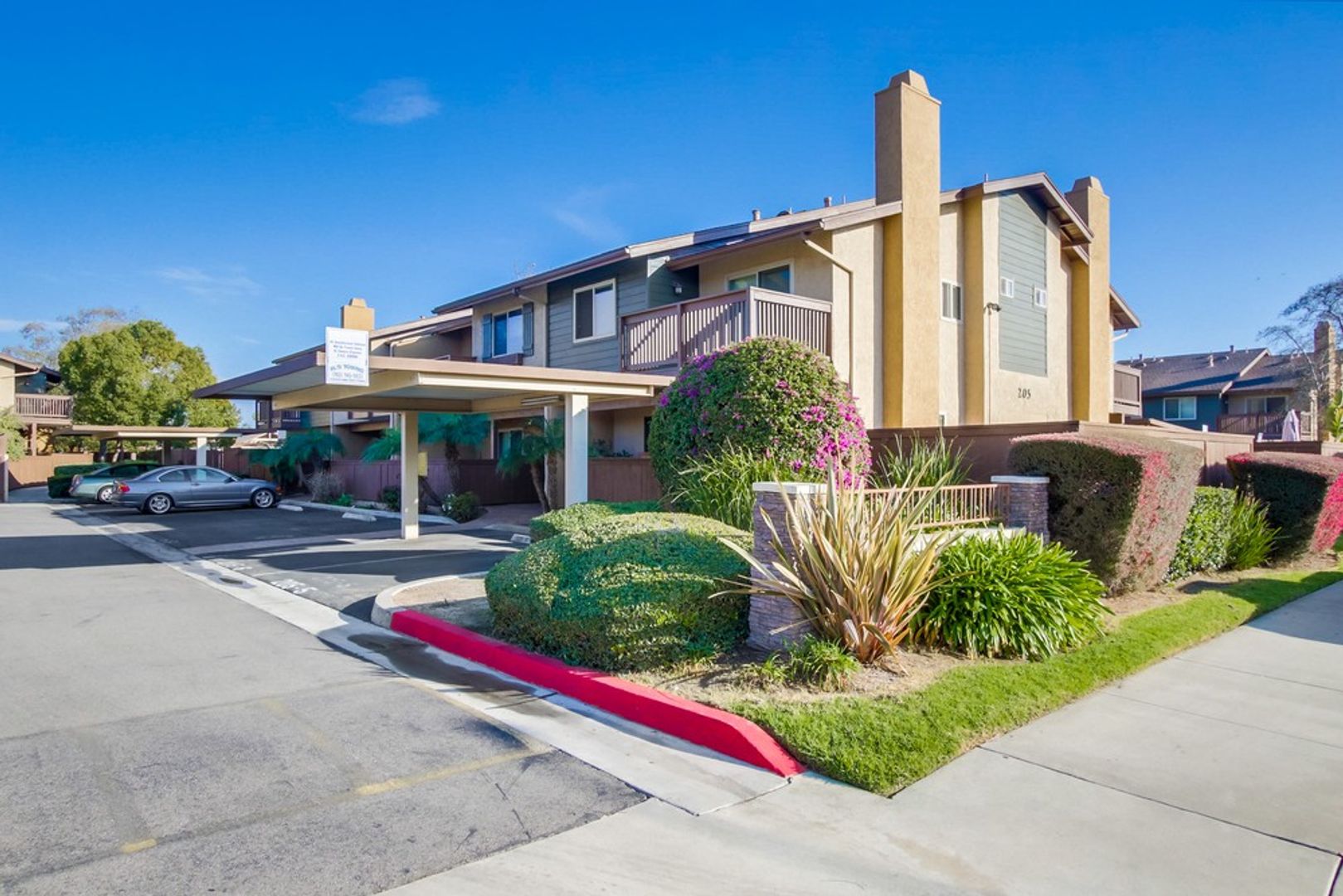 San Marcos House: 205 Westlake Drive #7