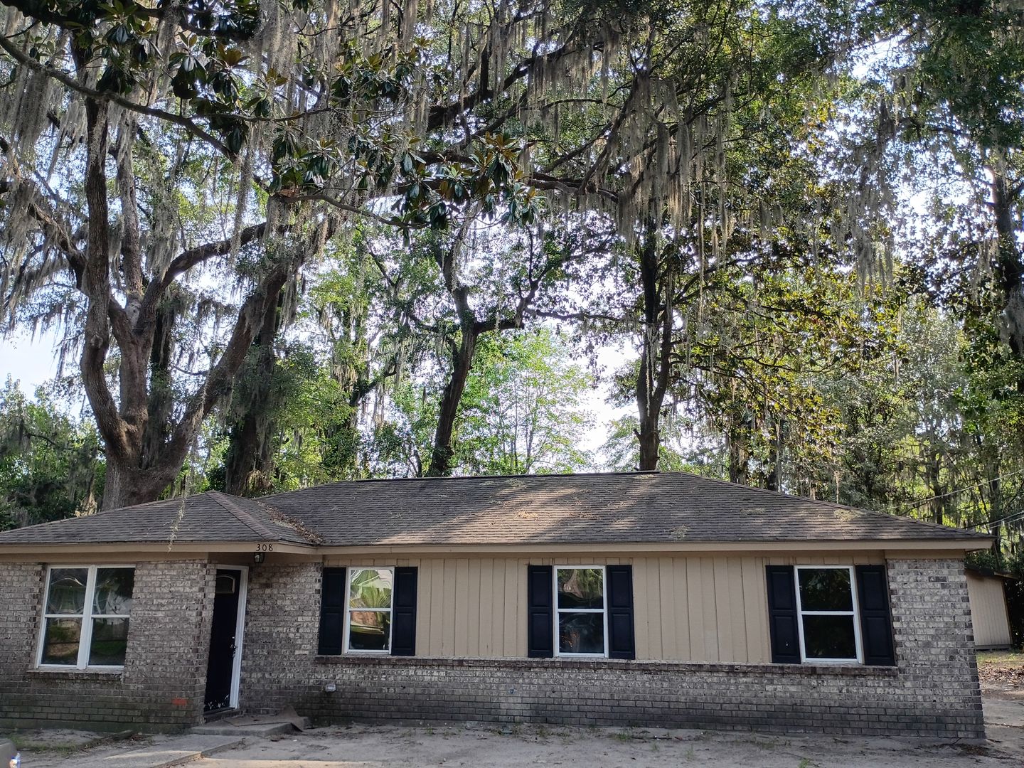 Savannah House: 308 Stacie Court