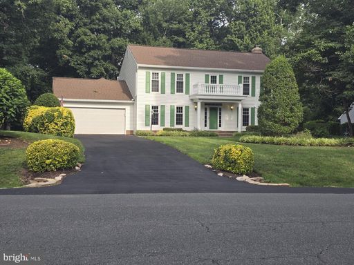 Stunning 5-Bedroom Home on a Private Wooded Lot with Dual Primary Suites – photo 1