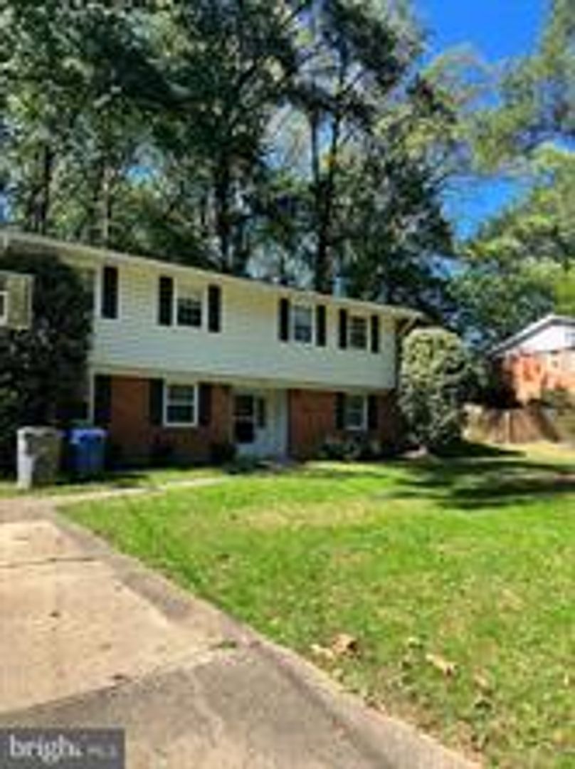 Annandale House: 3900 Ivydale Dr