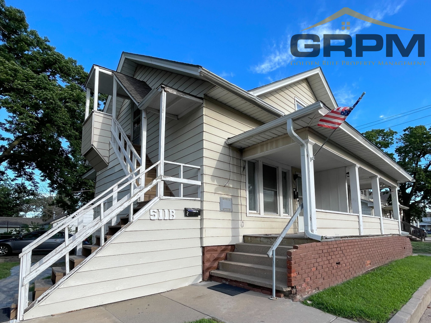 Hutchinson Apartment: 511 N Poplar