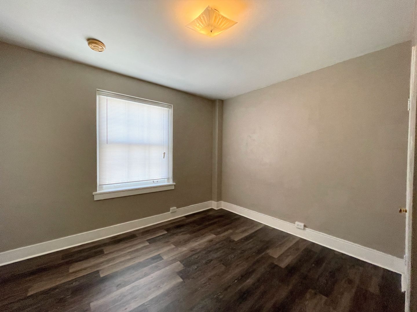 14 E 2nd Ave 416, Hutchinson, KS 67501