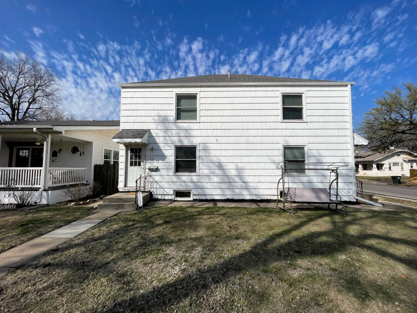 Hutchinson Apartment: 130 E 15th