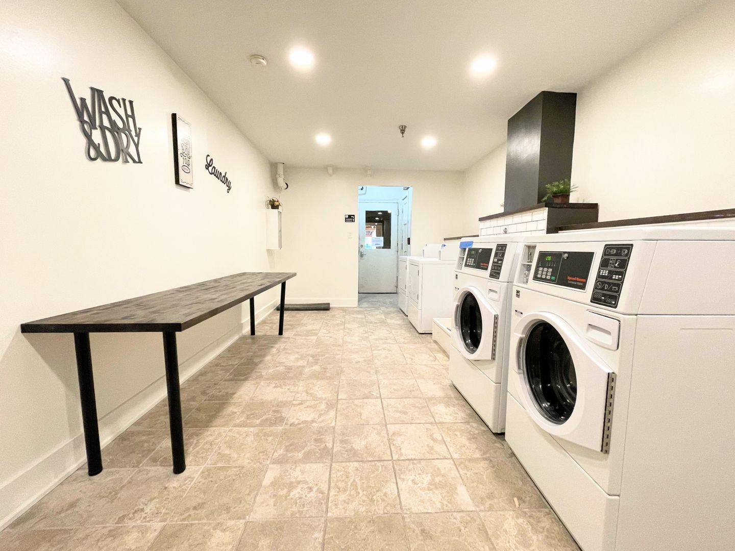 14 E 2nd Ave 416, Hutchinson, KS 67501