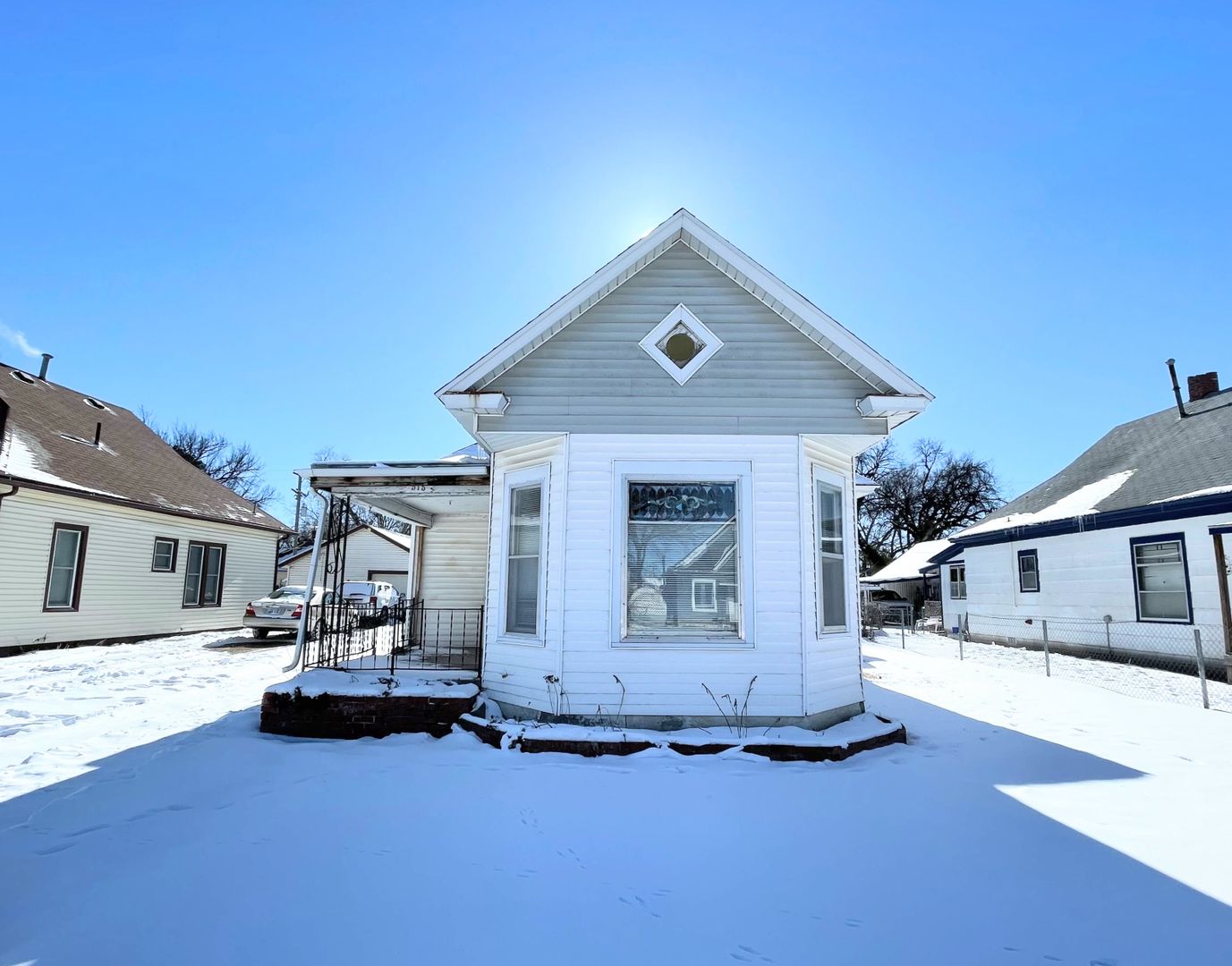 Hutchinson House: 515 E 7th Ave