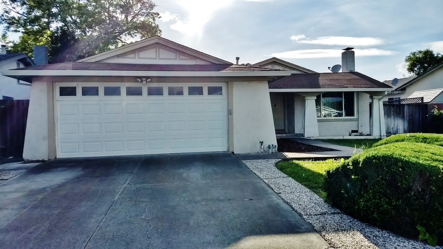 San Jose House: 6063 Pineland Avenue