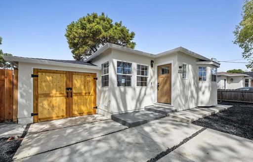 2335 Ralmar Avenue, East Palo Alto, CA 94303