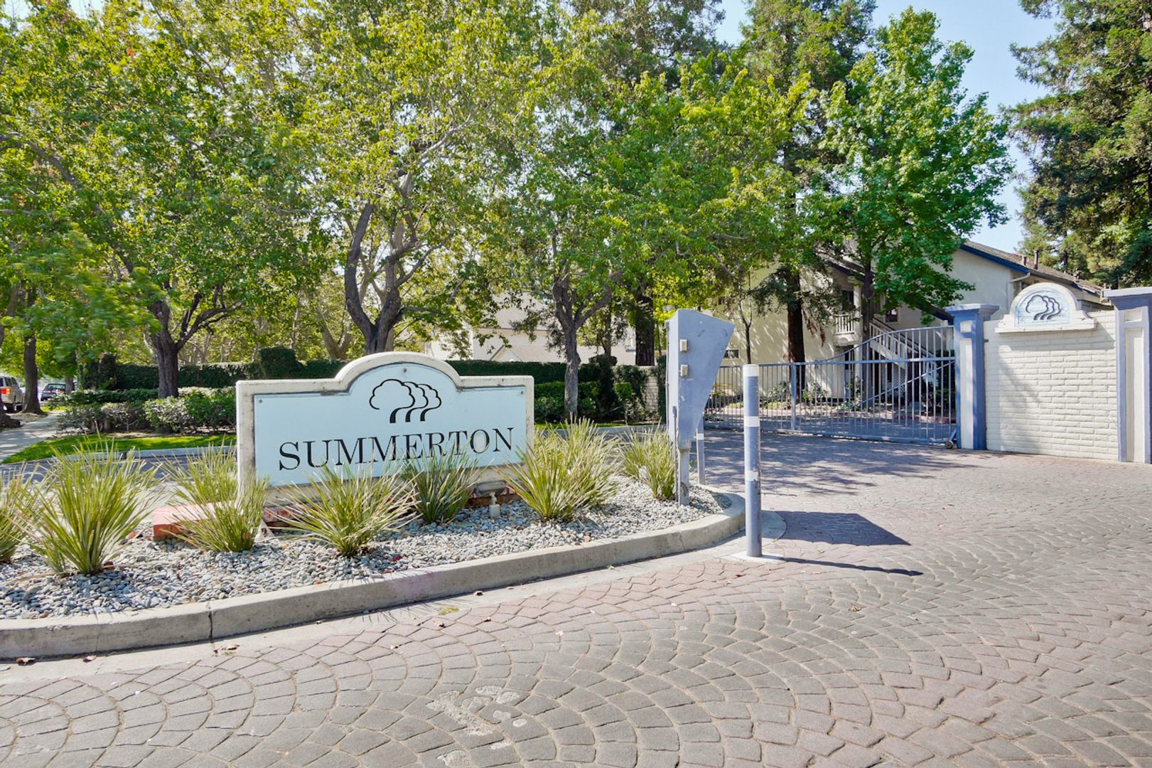 San Jose Condo: 978 Summerplace Drive