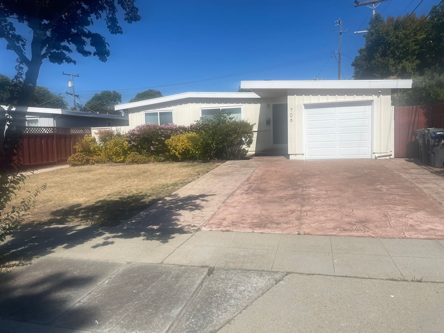 Sunnyvale House: 706 San Tomas Street