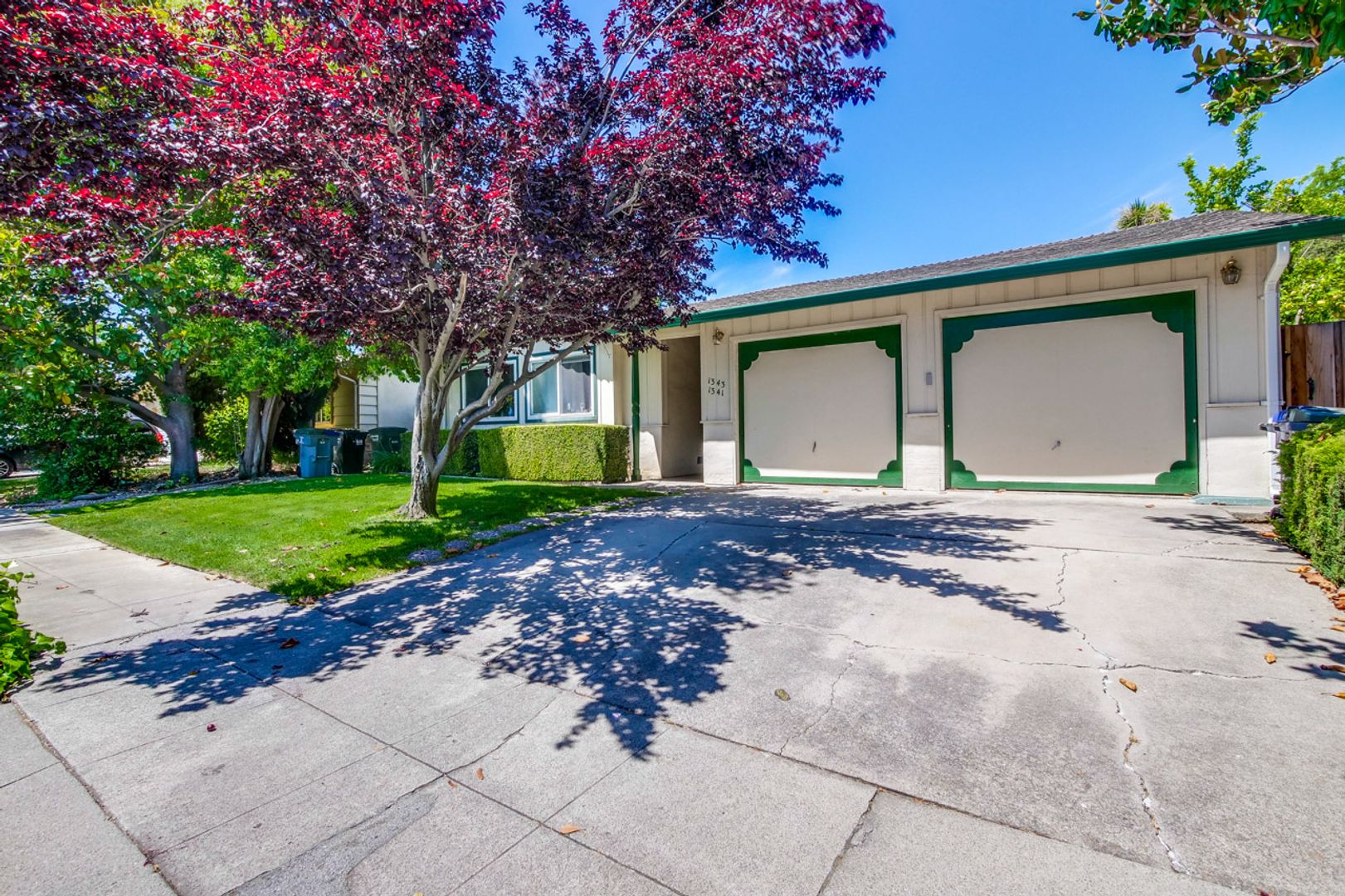 Sunnyvale Apartment: 1341-1343 Kingfisher Way