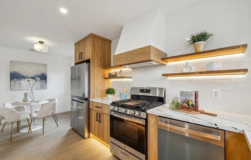 2335 Ralmar Avenue, East Palo Alto, CA 94303