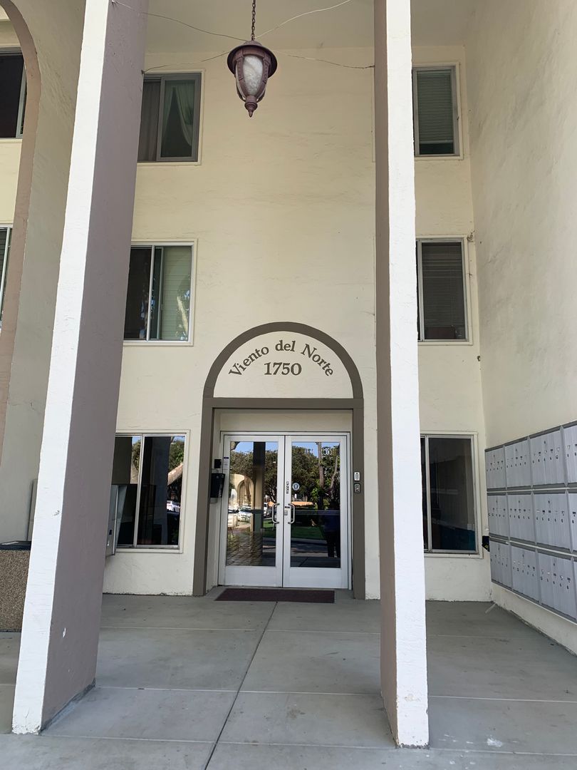Santa Clara Condo: 1750 Halford Avenue, Unit 318