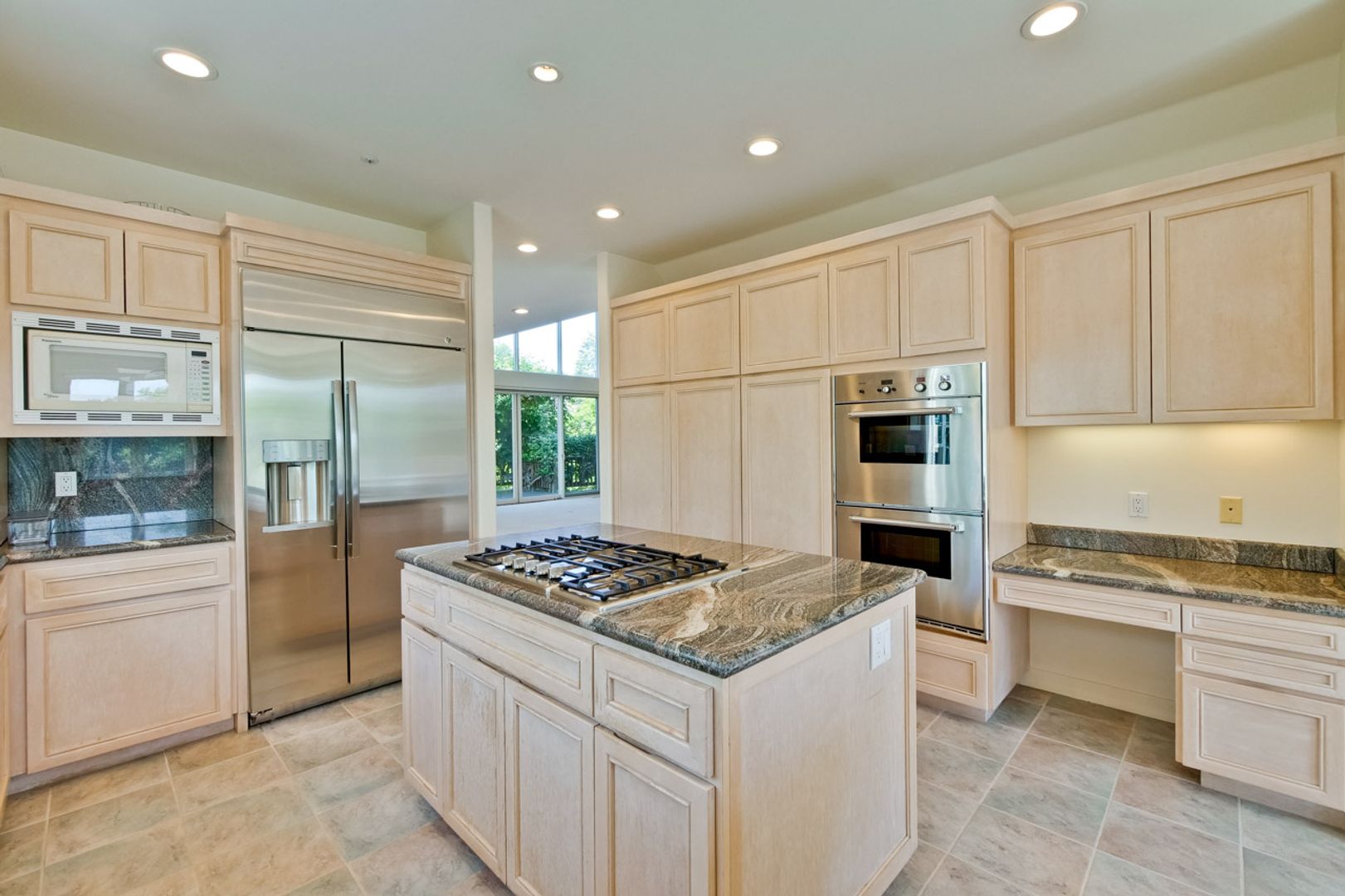 Cupertino House: 10133 Hillcrest Road