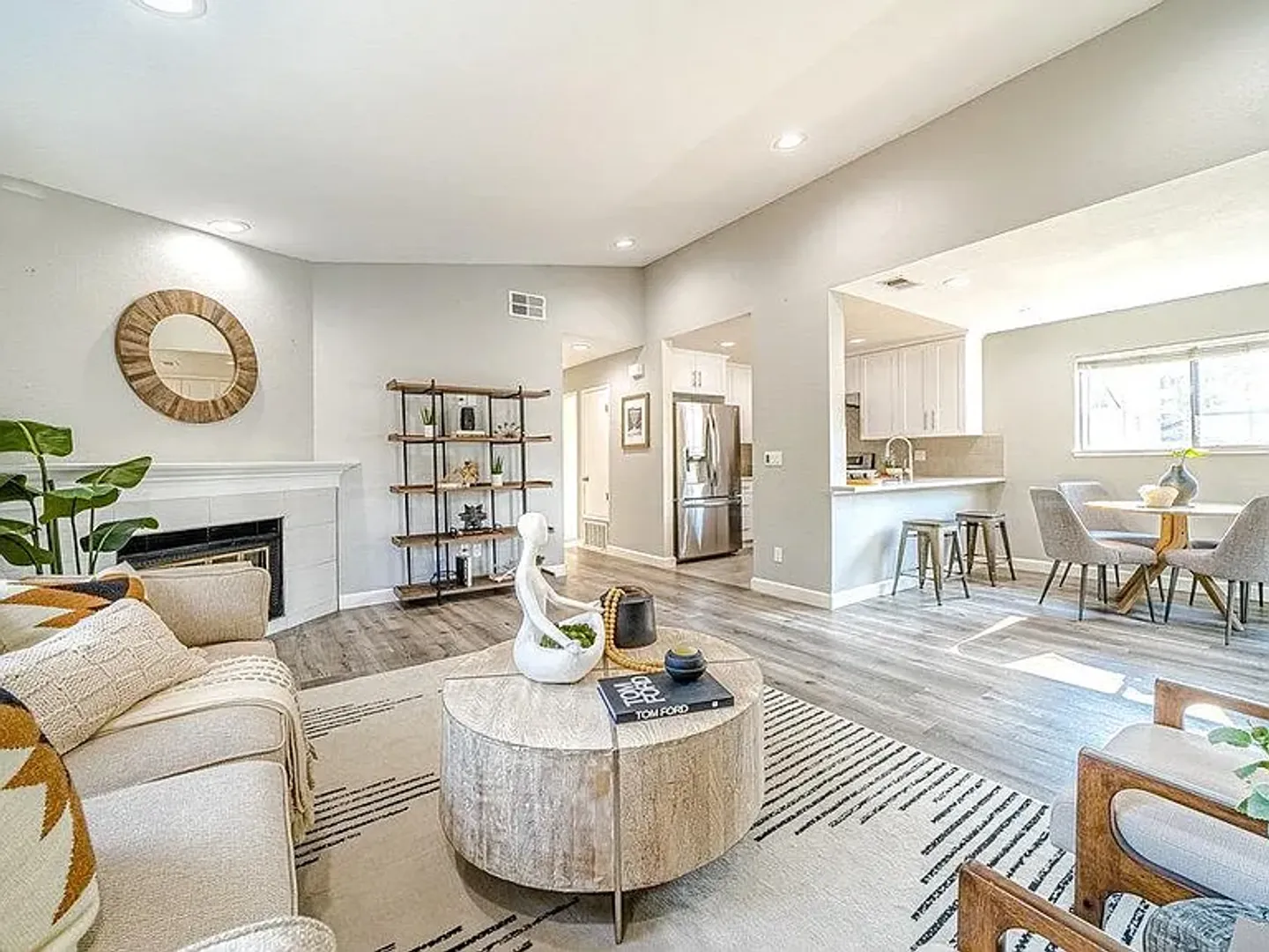 San Jose Condo: 3555 Ivalynn Court