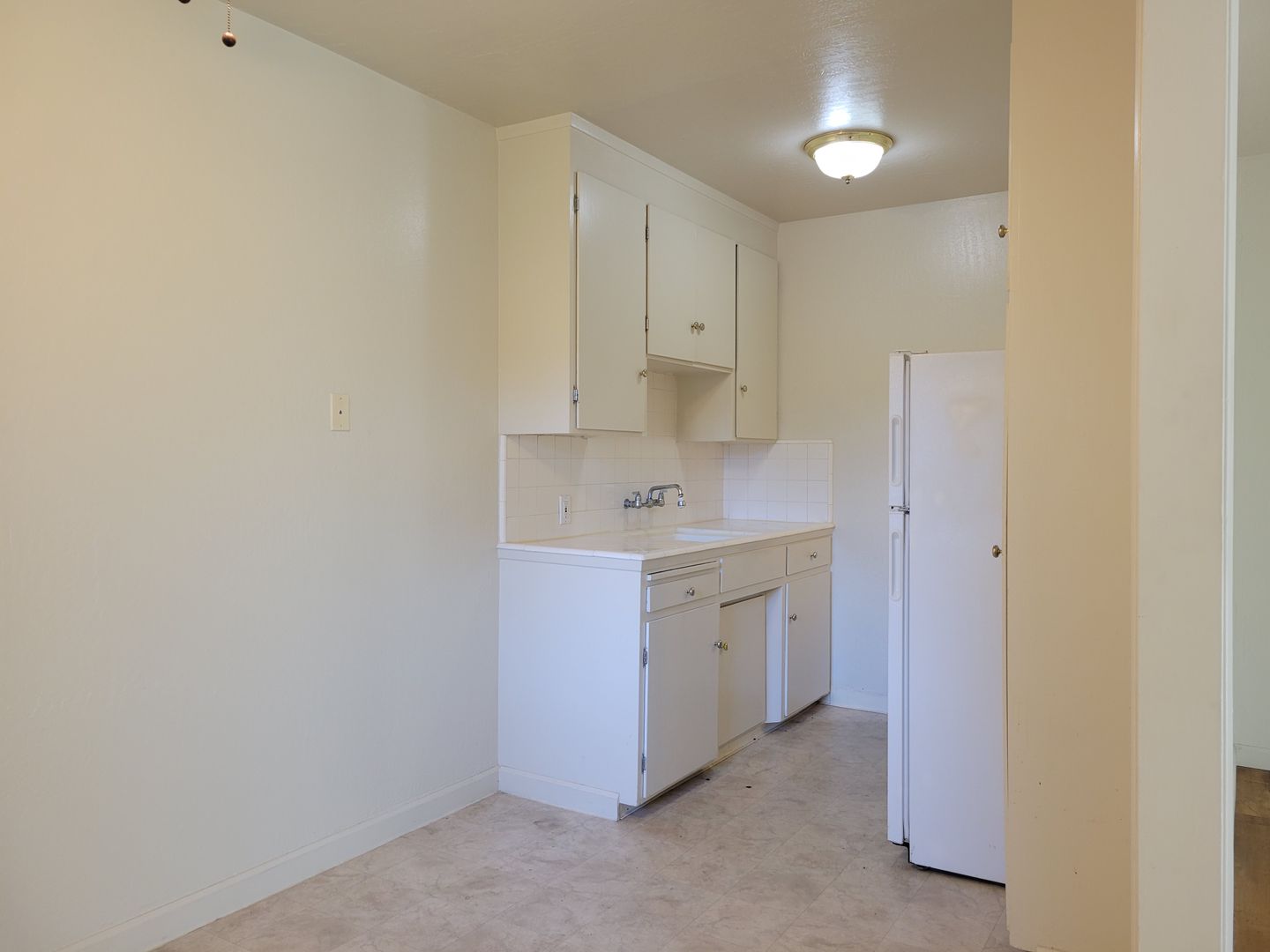 San Jose Apartment: 1230 Pedro Street