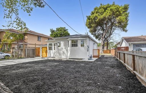 2335 Ralmar Avenue, East Palo Alto, CA 94303