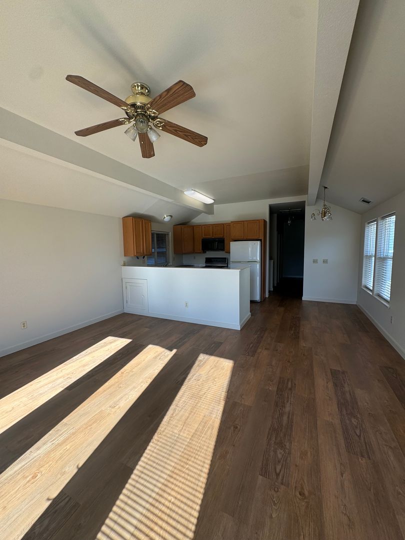 Grass Valley House: 225 South Church street