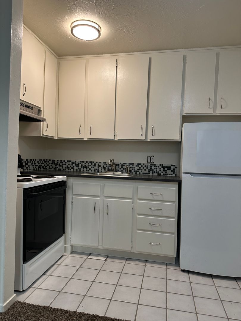 Sacramento Apartment: 1808 H Street