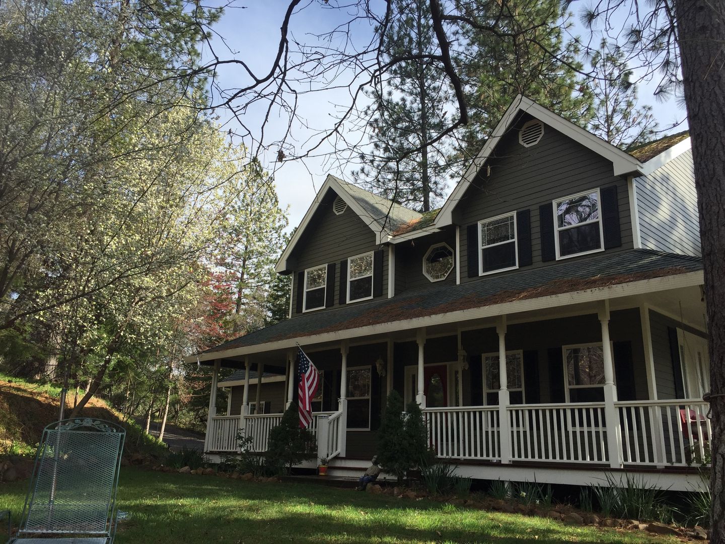 Grass Valley House: 19500 Tiger Tail