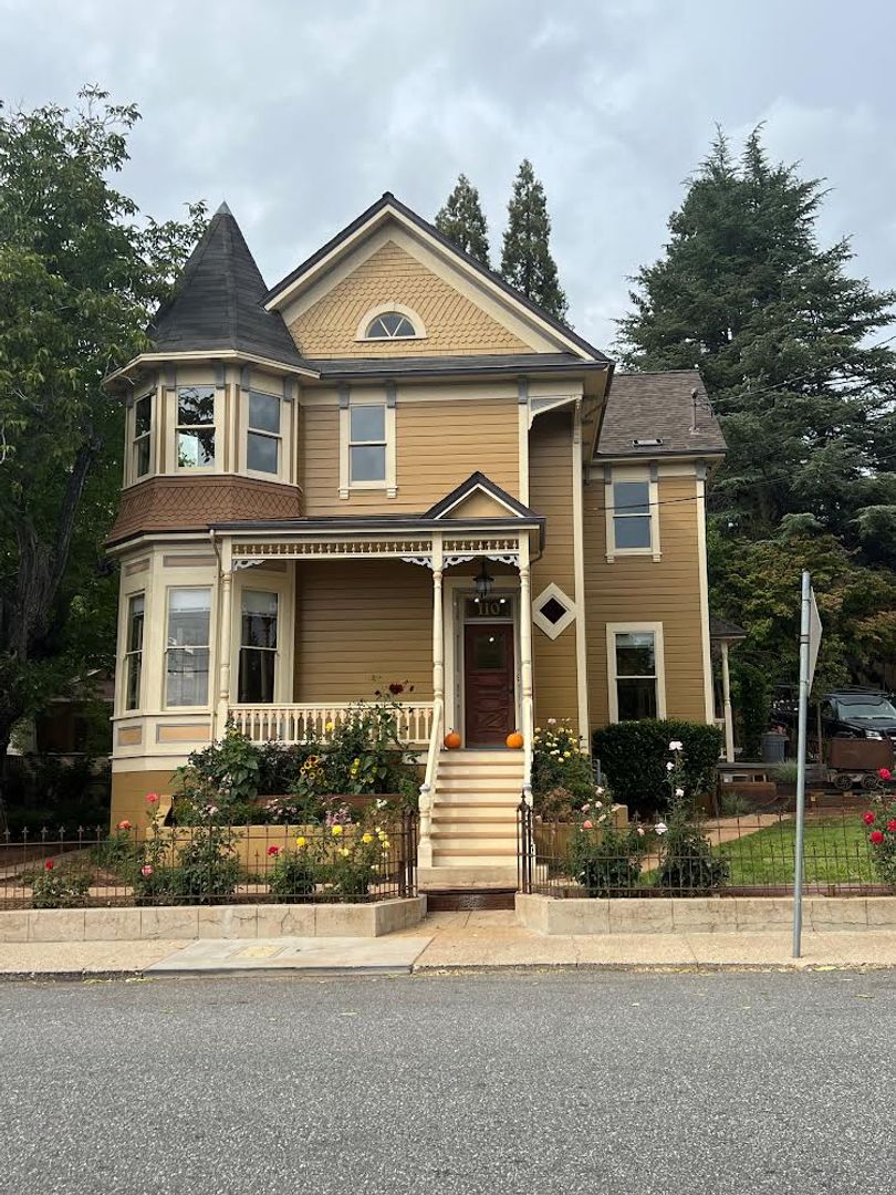 Grass Valley Apartment: 110 Richardson