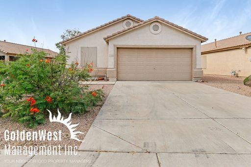 Charming 3Bdm 2Ba Home with Covered Patio in Surprise AZ! – photo 1