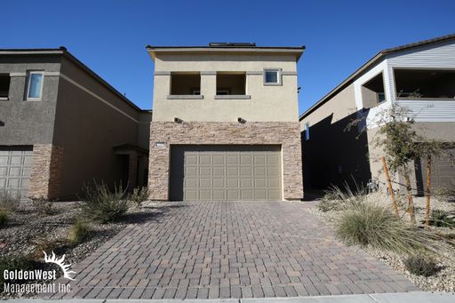 Newly Built 3Bdm 2.5Ba Home with Private Backyard in Prime Location. – photo 1