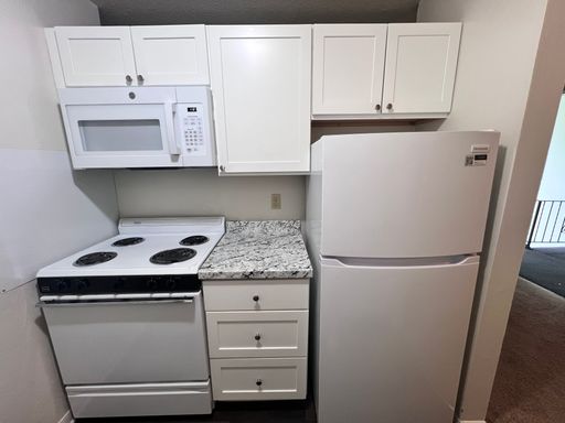 2 Bed 1 Bath Rental at 3117 University Dr., H8, Cedar Falls, IA – photo 1