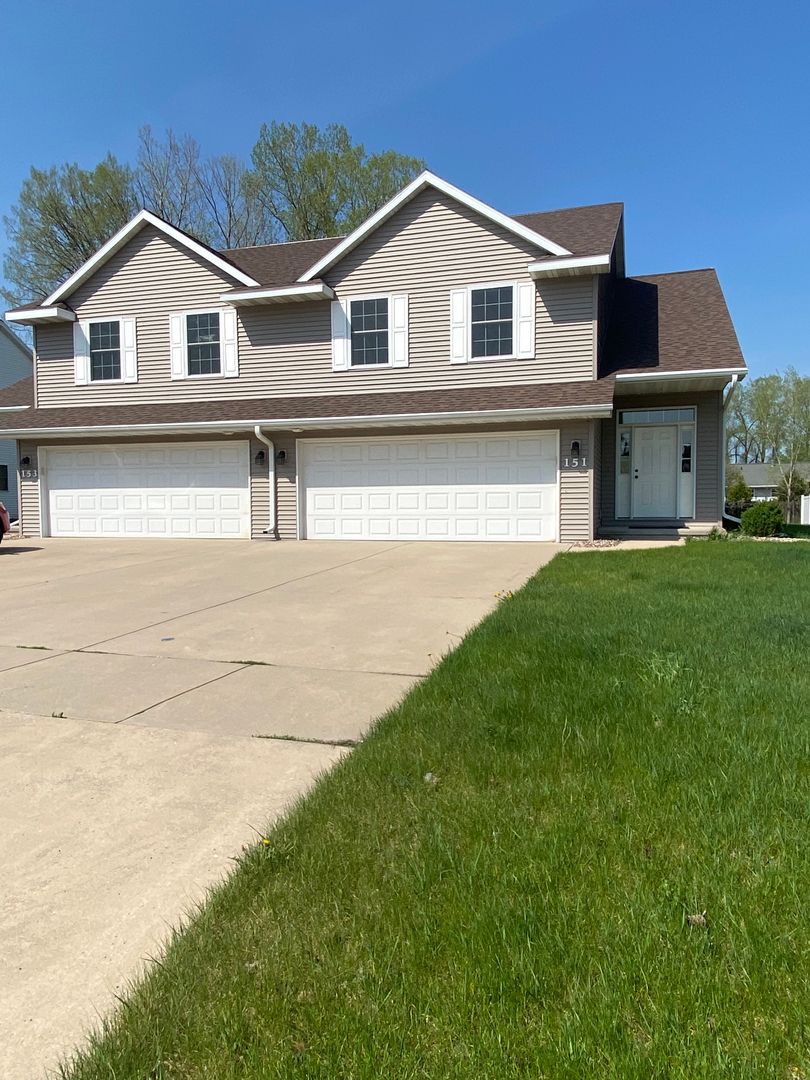 Green Bay Apartment: 2611 Libal St