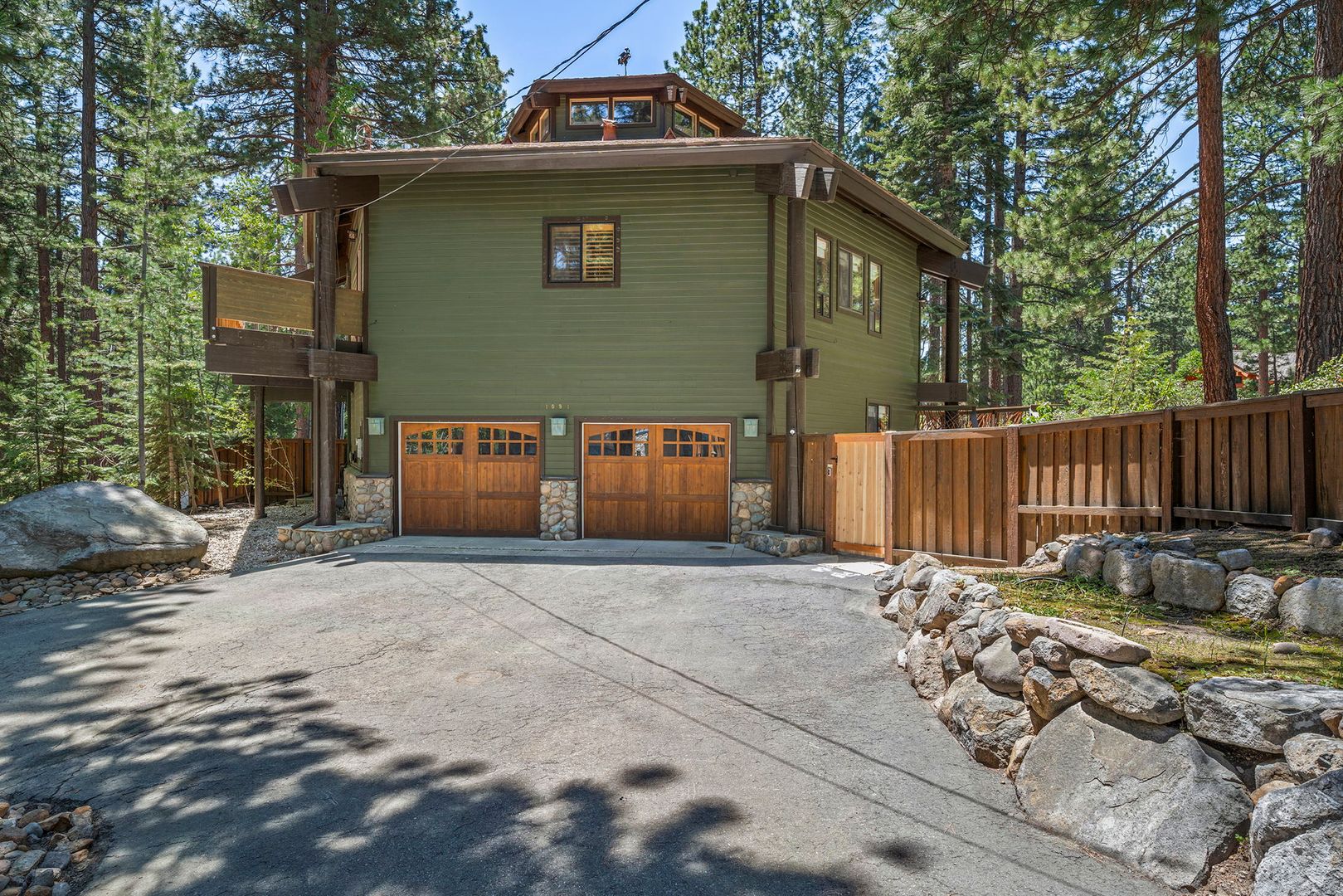 Incline Village House: 1091 Flume