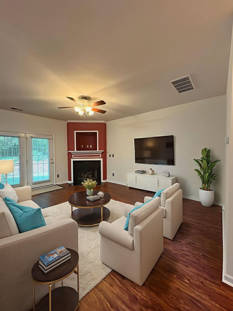Charlotte Townhome: 10979 Princeton Village Dr