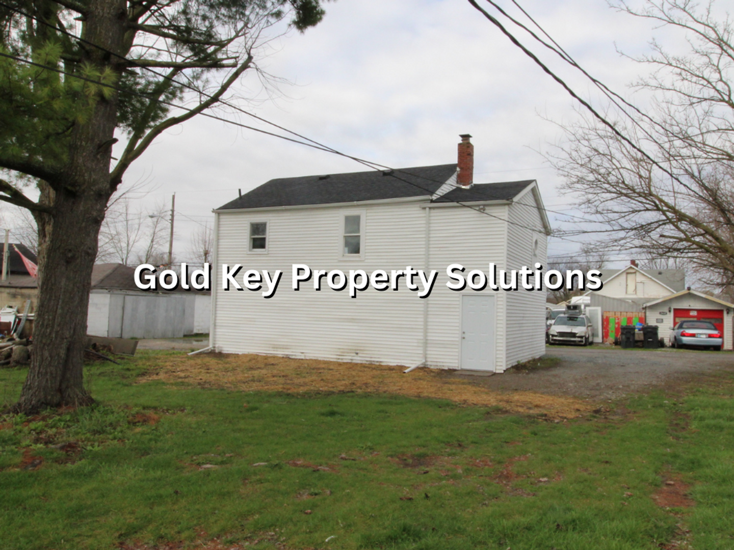 Anderson Apartment: 2633 Main St