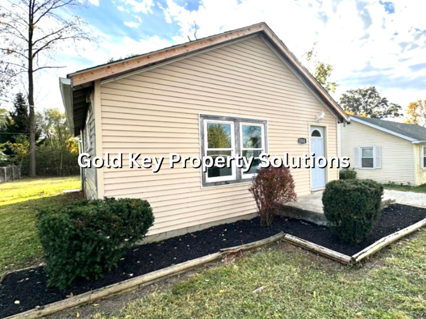 Updated 2BR / 1BR Single Family Home (No Section 8)