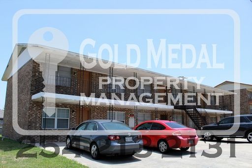 Now Leasing – 609 E Sunset Ln