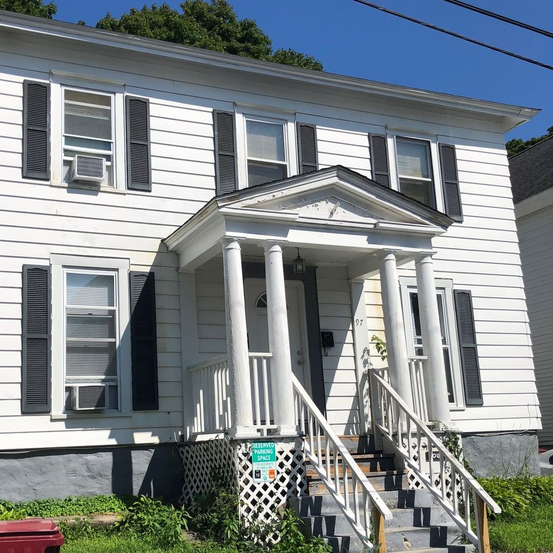 Lowell Apartment: 97 Fremont Street