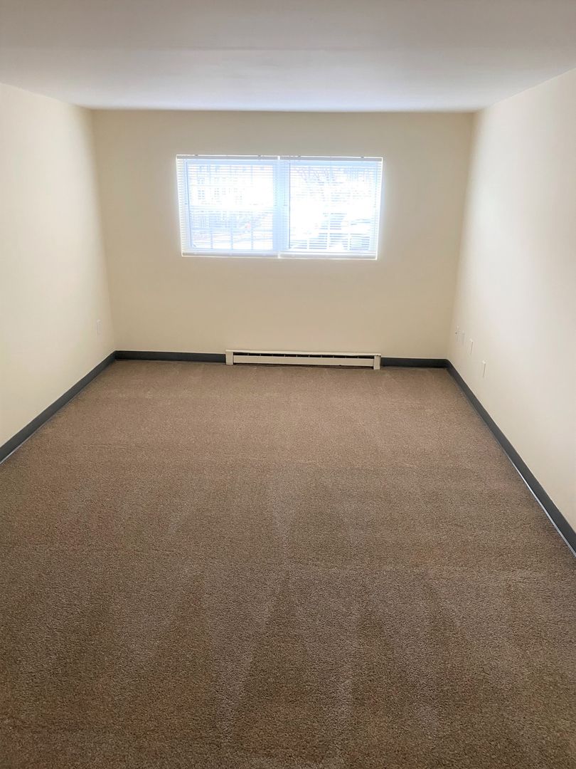 Lowell Apartment: 330 Nesmith Street