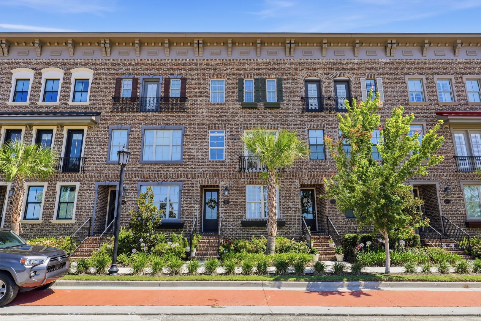 Savannah House: 508 Altamaha St