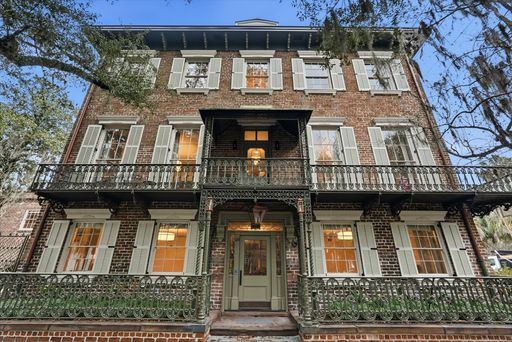 The Haywood House - Unit 700 – photo 1