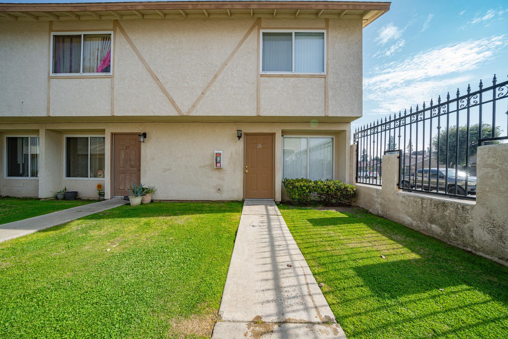 Bakersfield Apartment: 4032 O Street