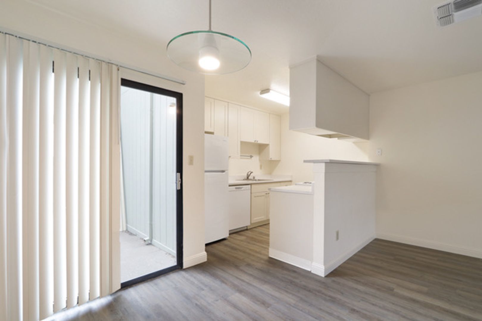 Davis Apartment: 2255 Sycamore Lane