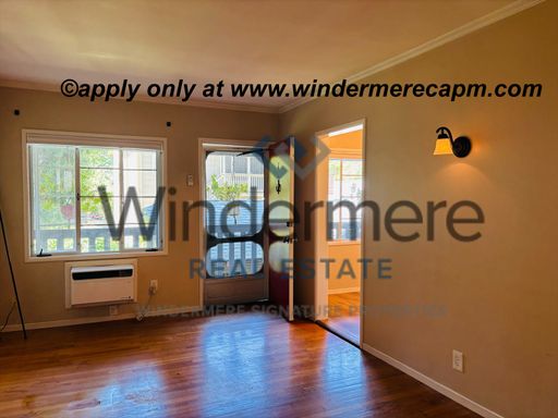 Charming 1 bedroom Midtown Apartment in cozy community! – photo 1