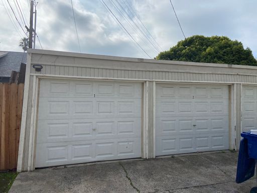 One car Garage/ Storage space in East Sac!