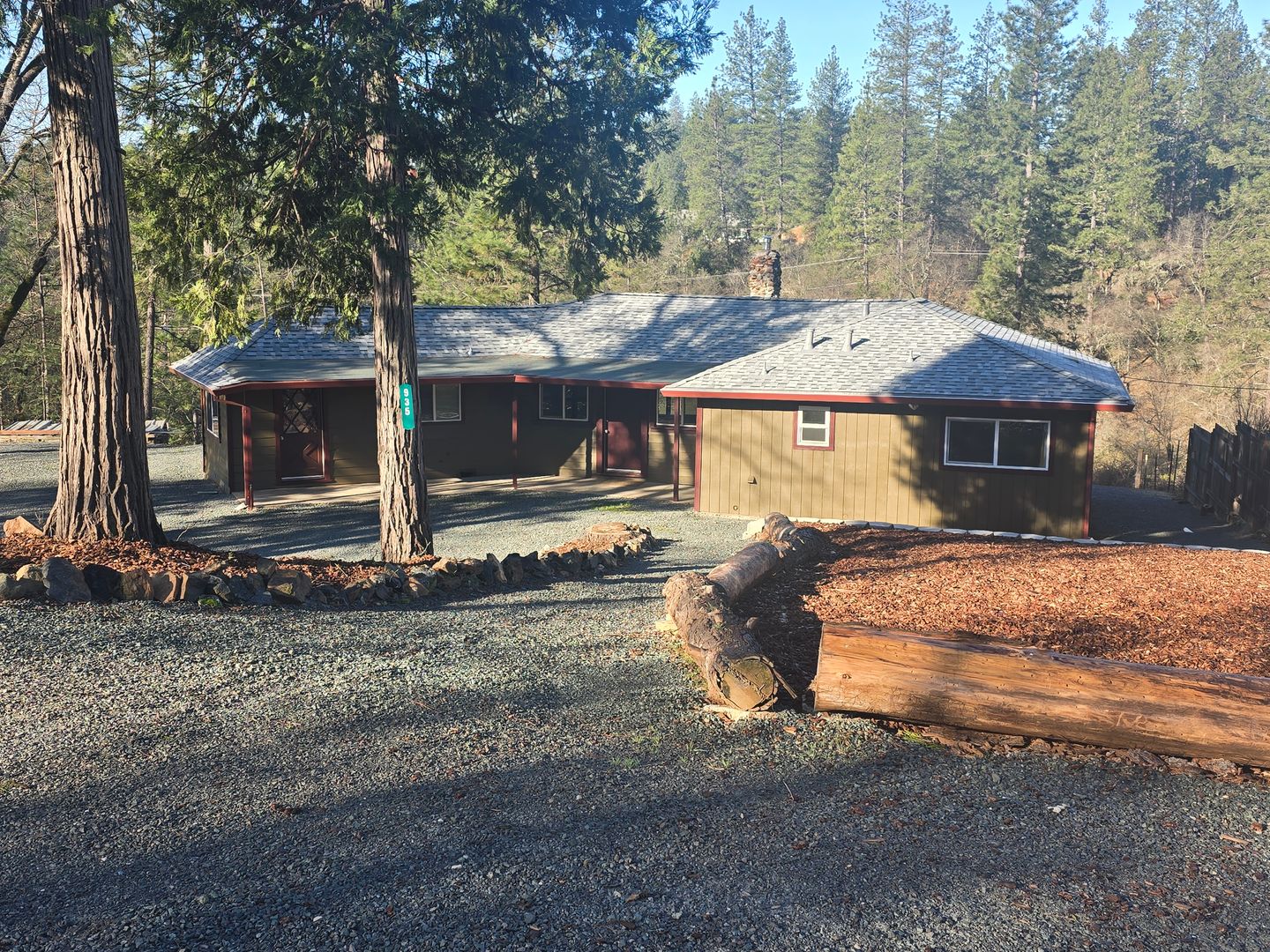 Meadow Vista House: 935 Country Road