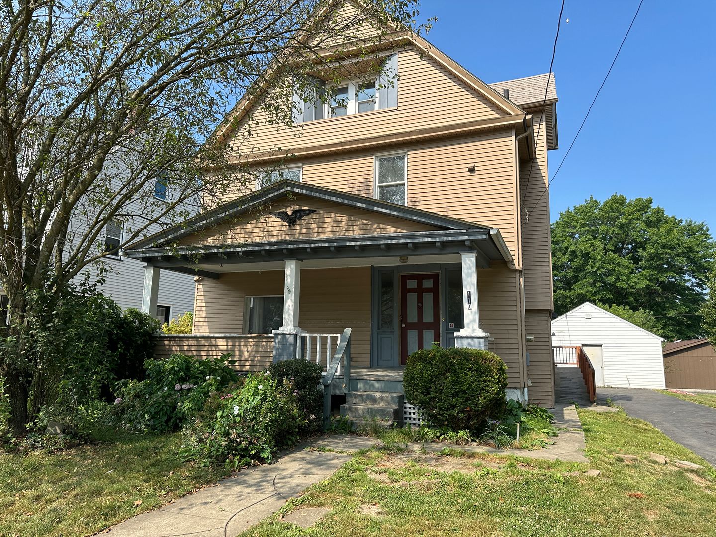 Youngstown House: 110 Halls Heights Avenue