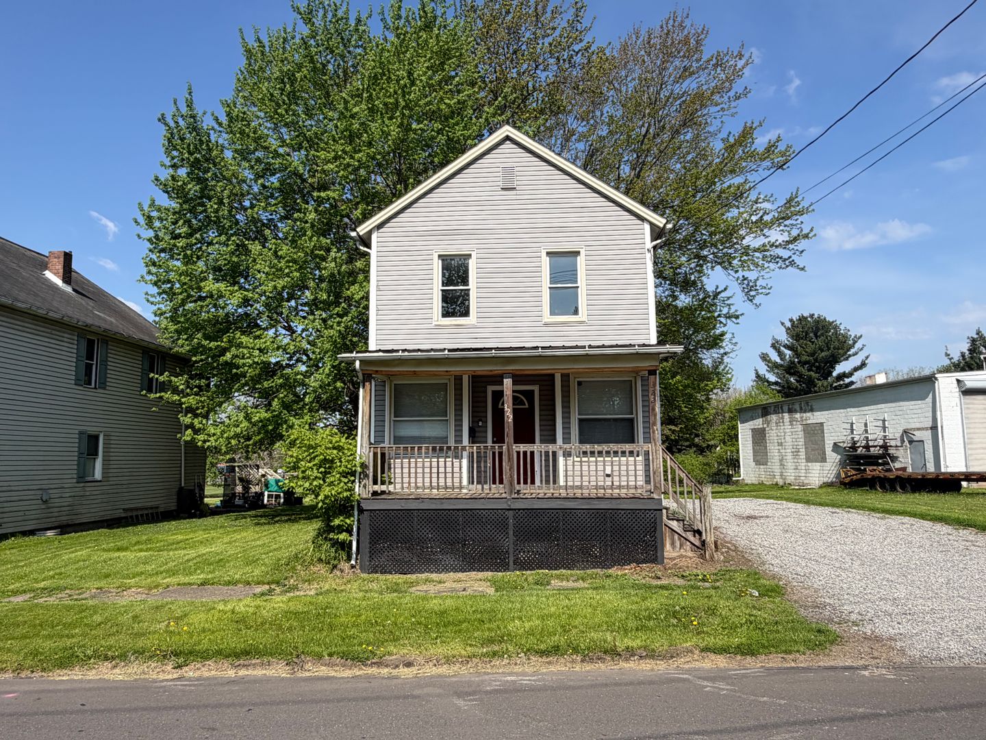 Niles House: 322 Pratt St