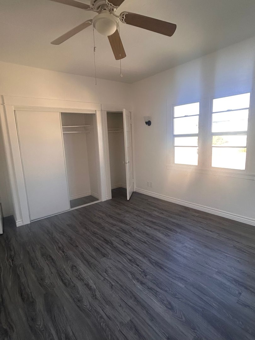 Glendale Apartment: 339 W. Arden Ave