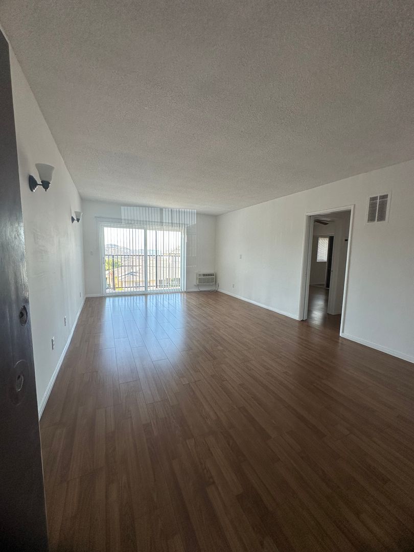La Canada Apartment: 2155 La Canada Crest Dr