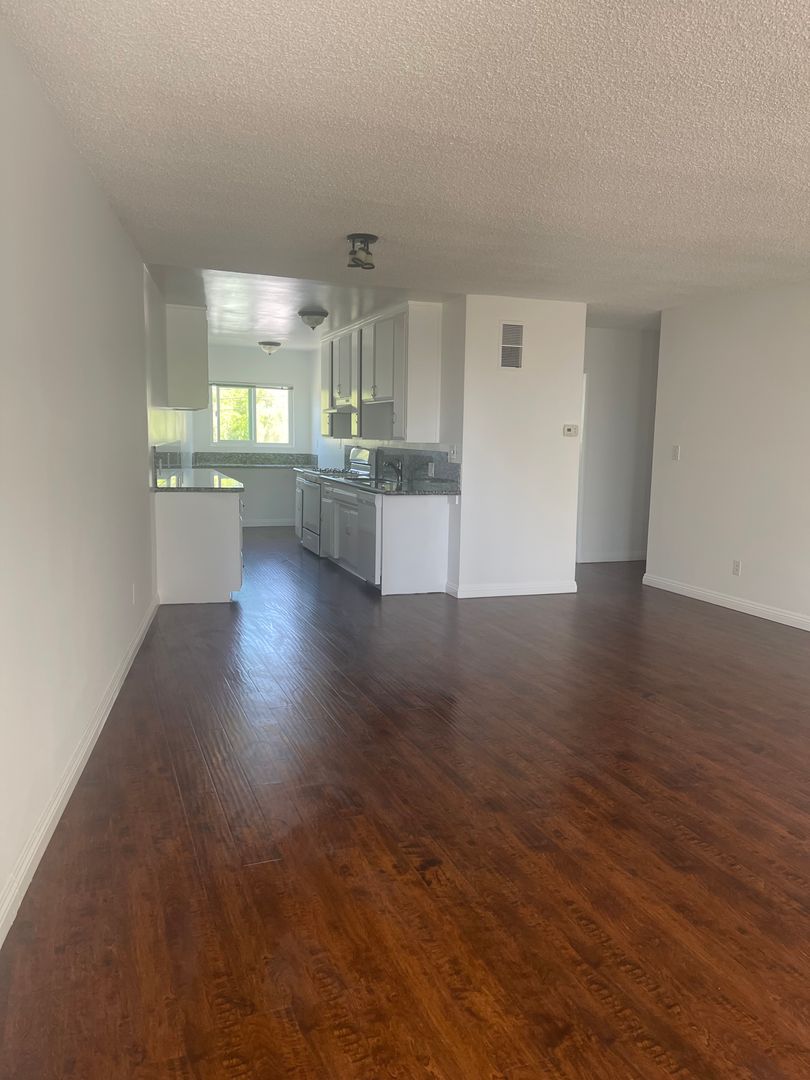 La Canada Apartment: 2155 La Canada Crest Dr